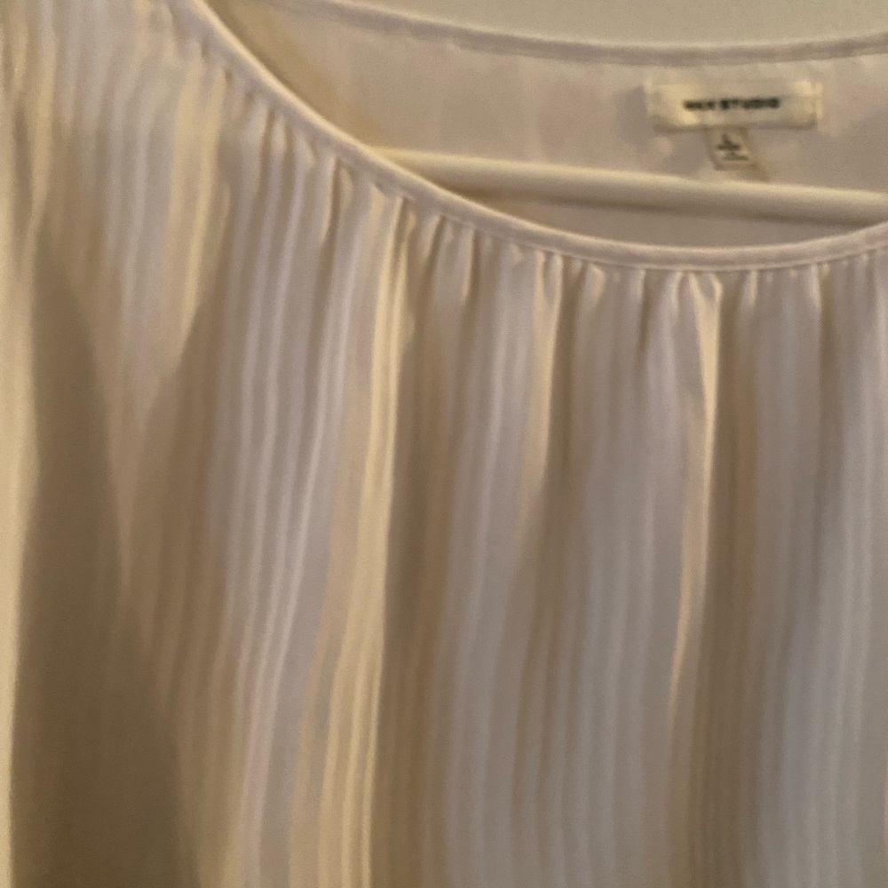 Max Studio Cream Pleated Chiffon Blouse